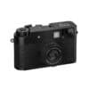 Fujifilm X-HF1 Kamera in Schwarz mit Weitwinkelobjektiv.